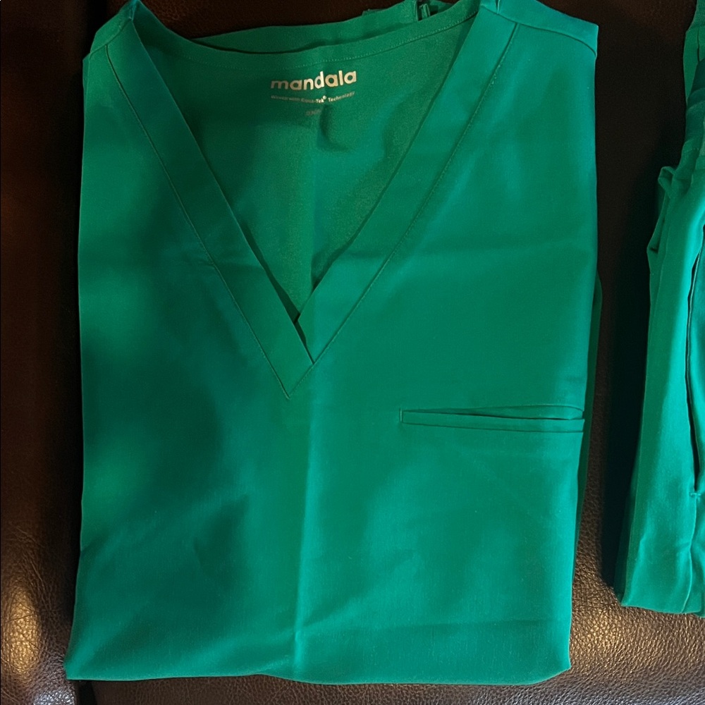 Mandala Women's Green Scrub Top